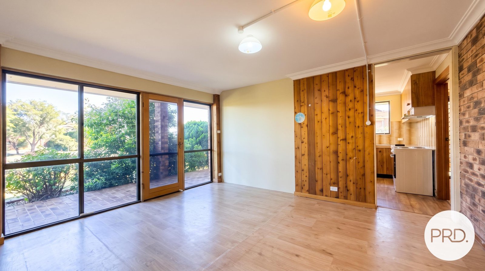 14 A Tipping Place MCKELLAR 2