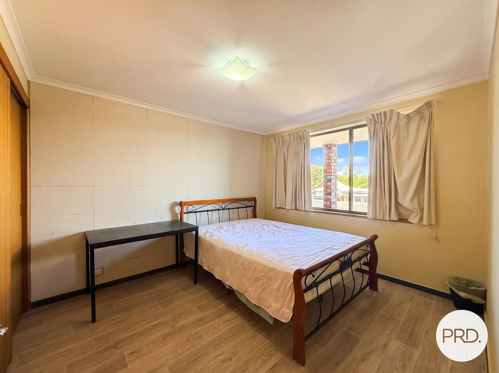 14 A Tipping Place MCKELLAR 6