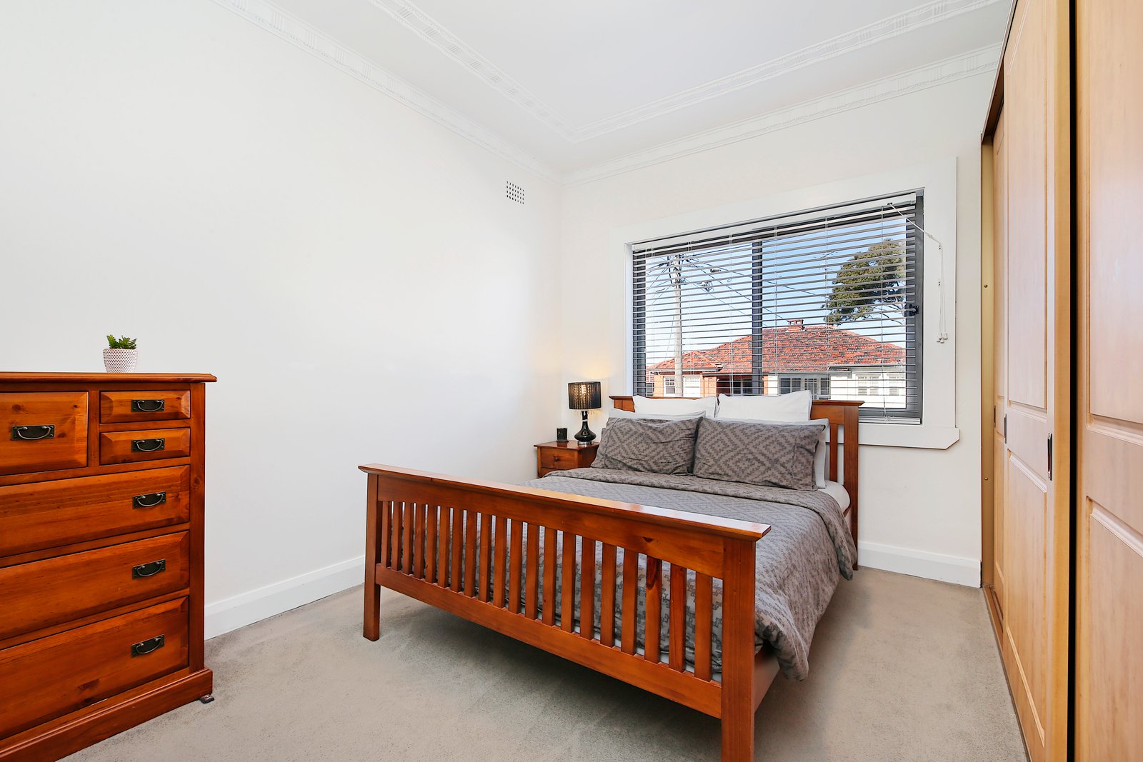 14 Ainslie Street KINGSFORD 6