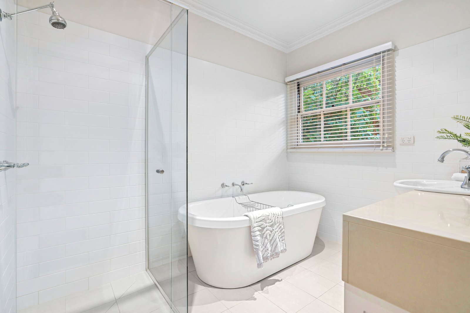 Real Estate and Property in 14 Alandale Avenue, Balwyn, VIC