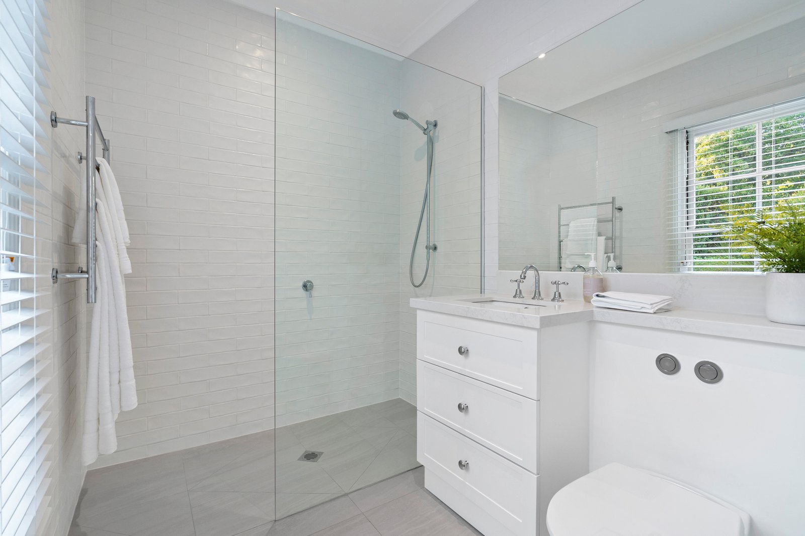 Real Estate and Property in 14 Alandale Avenue, Balwyn, VIC