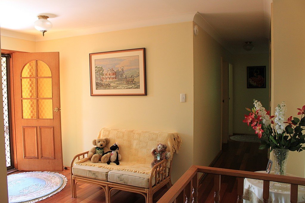 14 Albury Close TUMBARUMBA 11