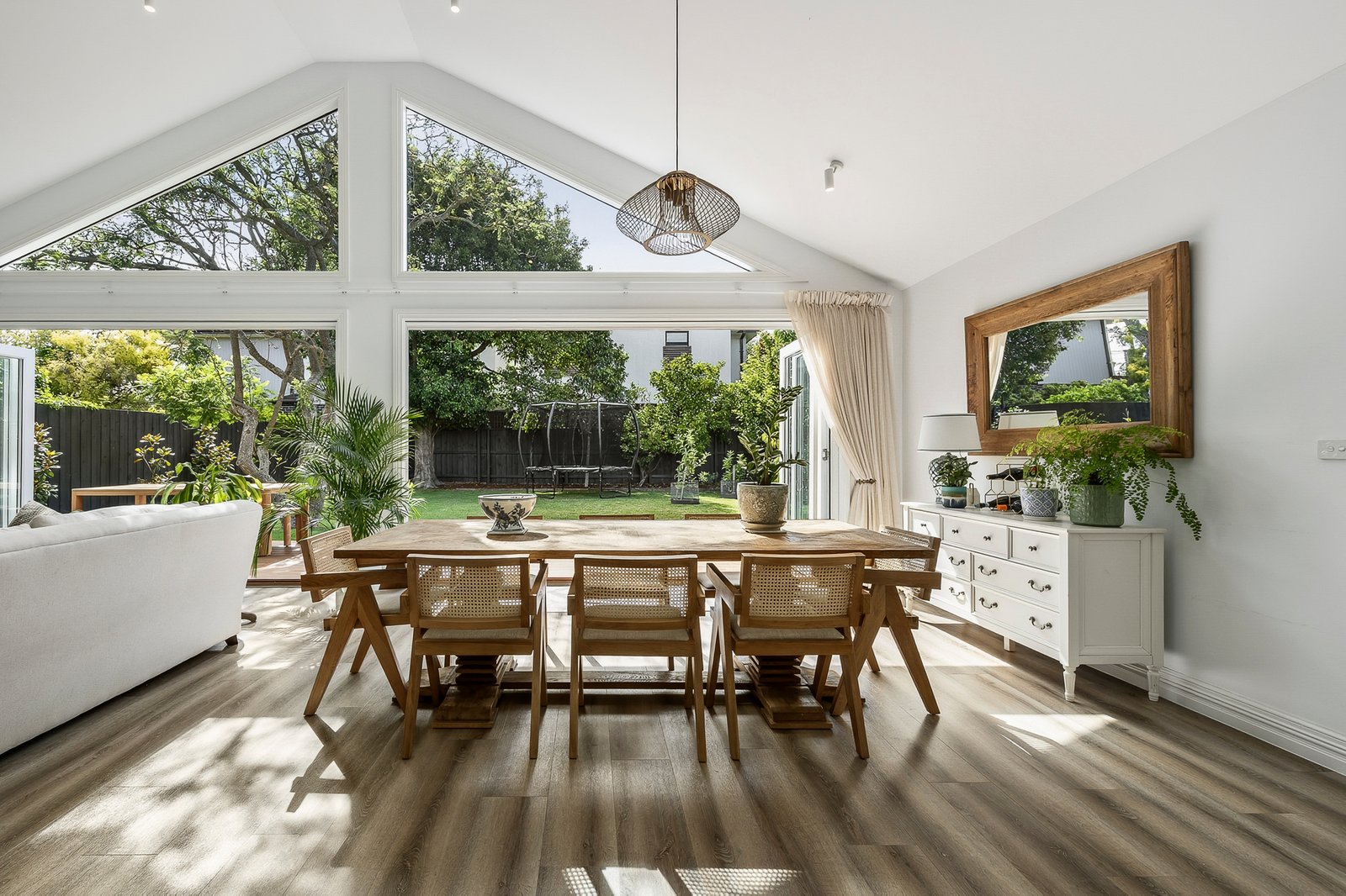 Gallery: 14 Allen Street