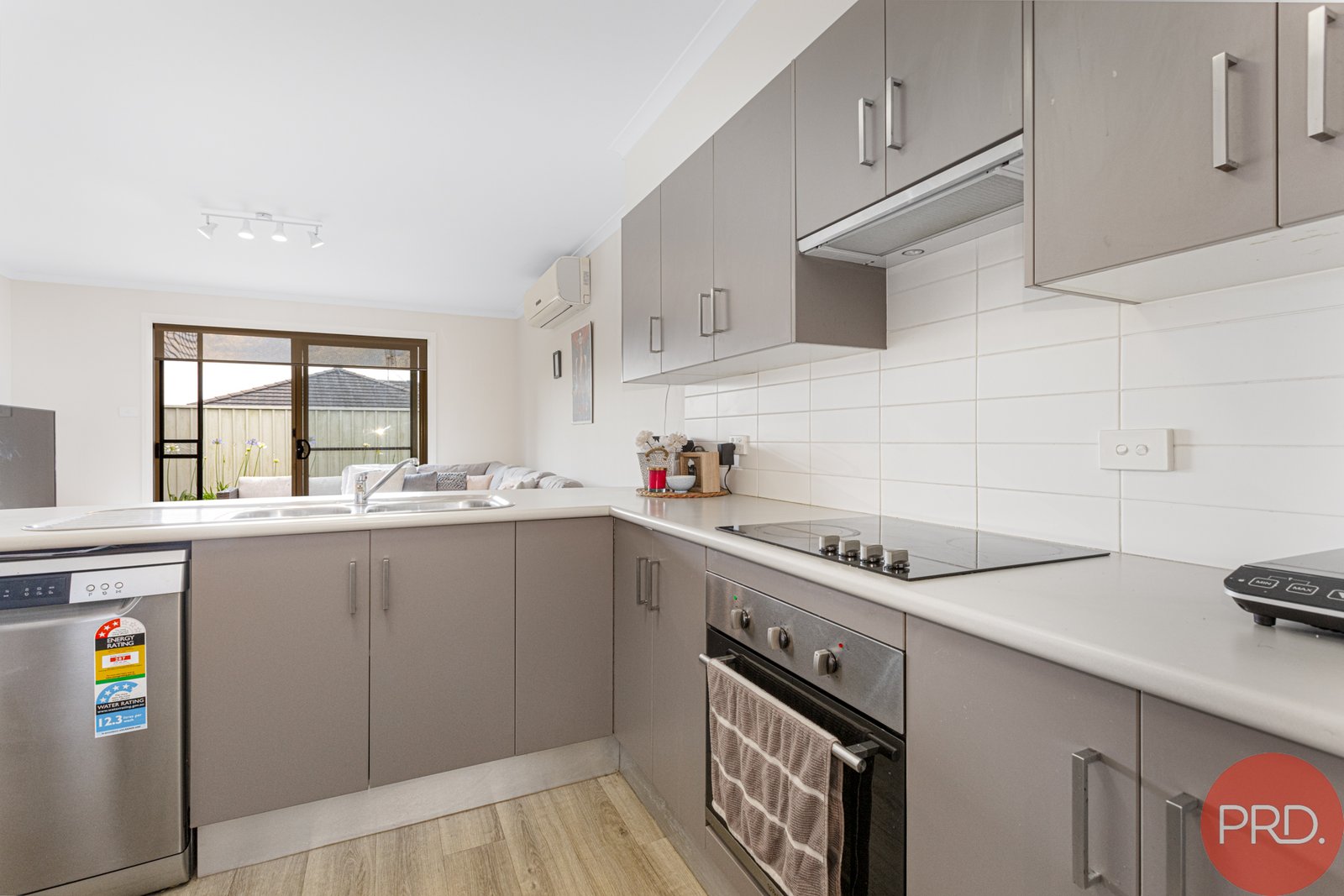 1/4 Allwood Close BRANXTON 9