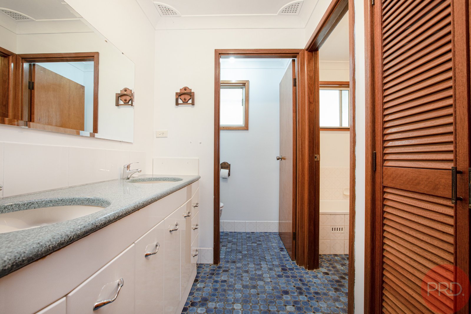 14 Alvira Close RUTHERFORD 6