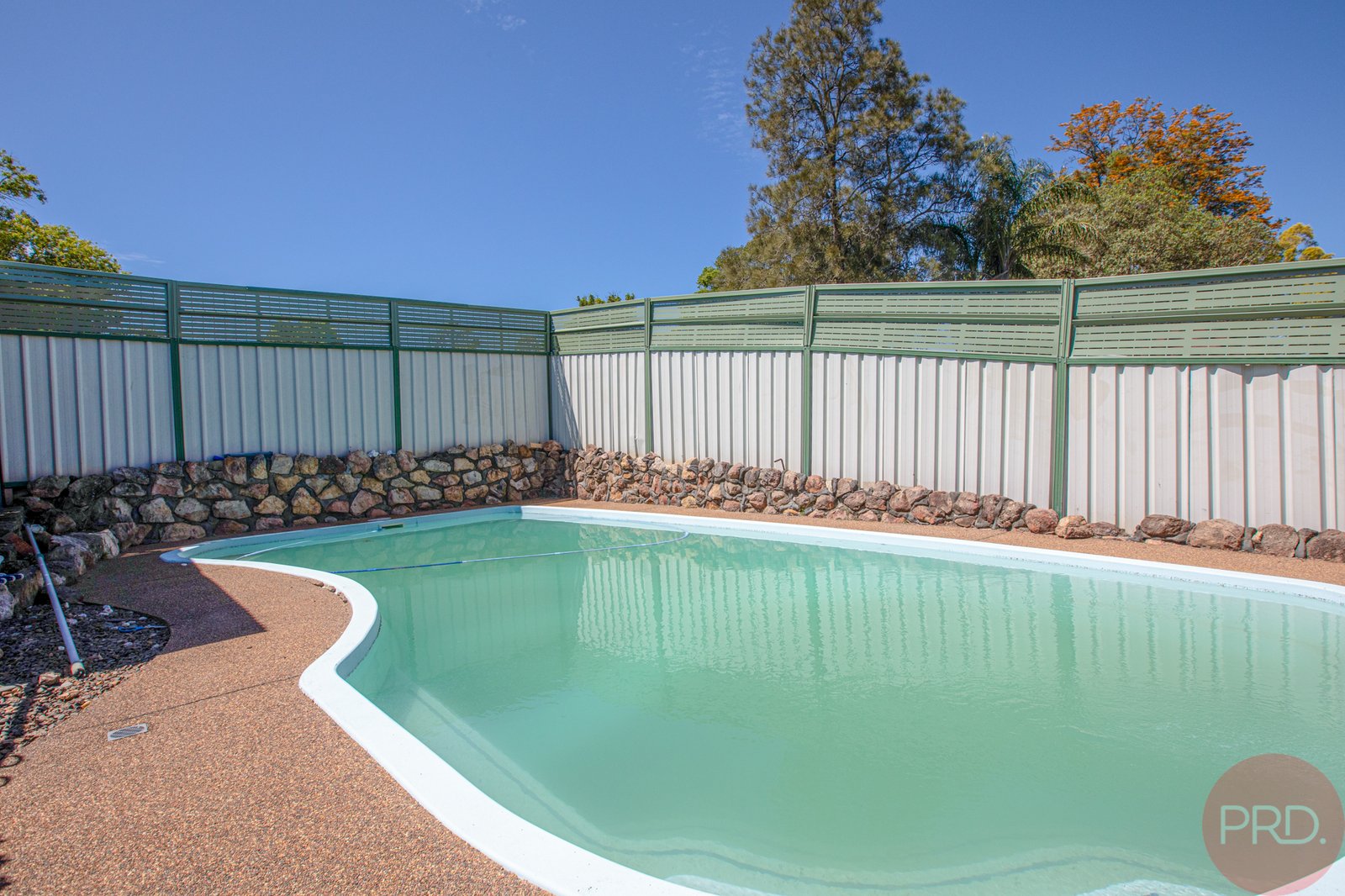 14 Alvira Close RUTHERFORD 8