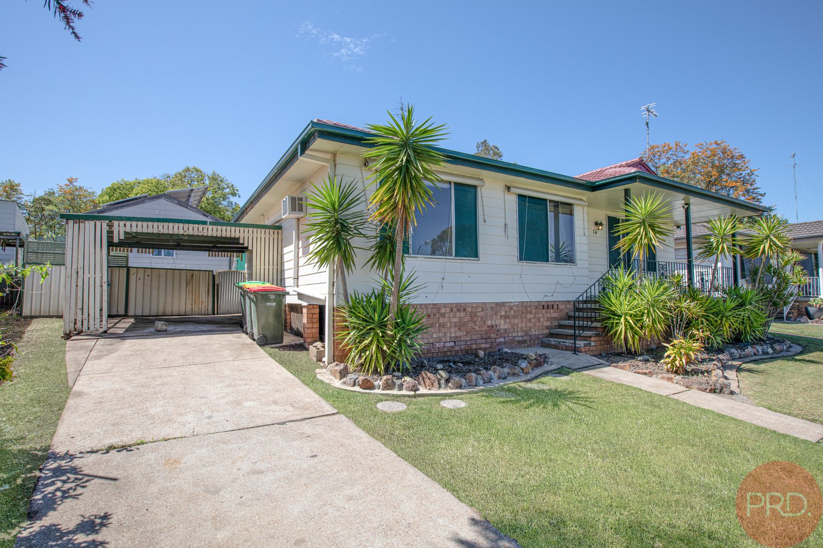 14 Alvira Close RUTHERFORD 25