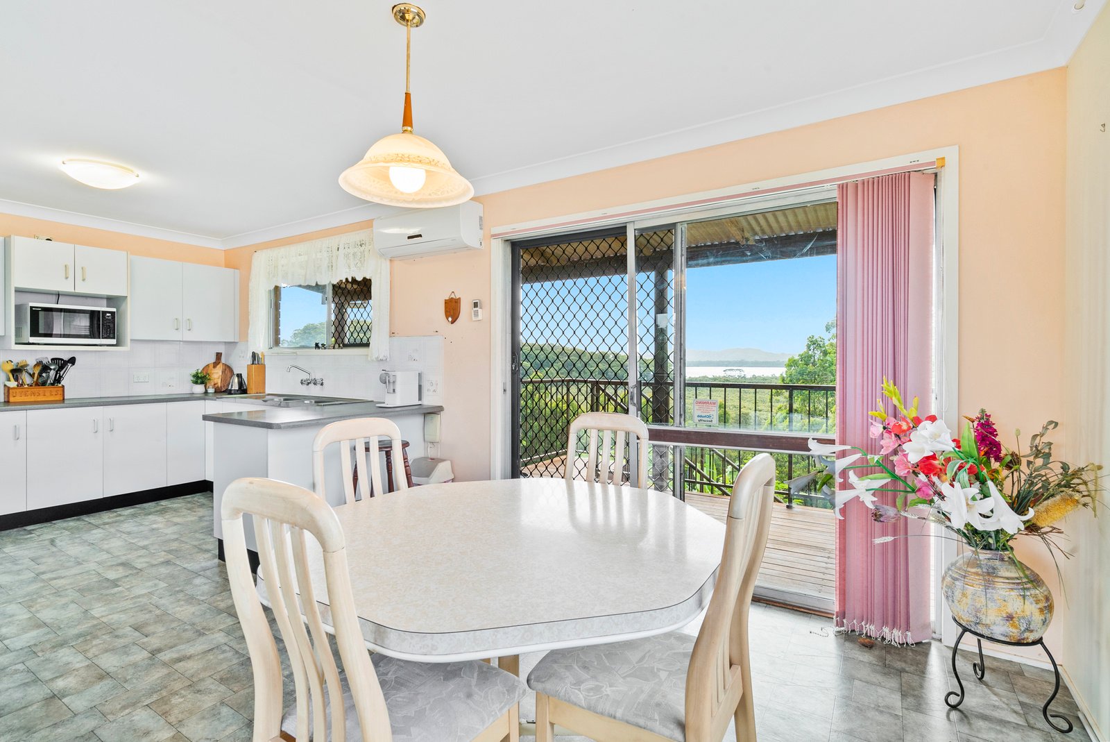 14 Anconia Avenue TWEED HEADS WEST 5
