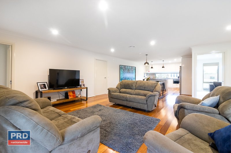 14 Angus Place BUNGENDORE 6