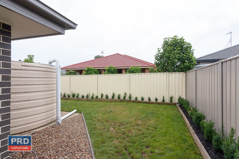 14 Angus Place BUNGENDORE 17