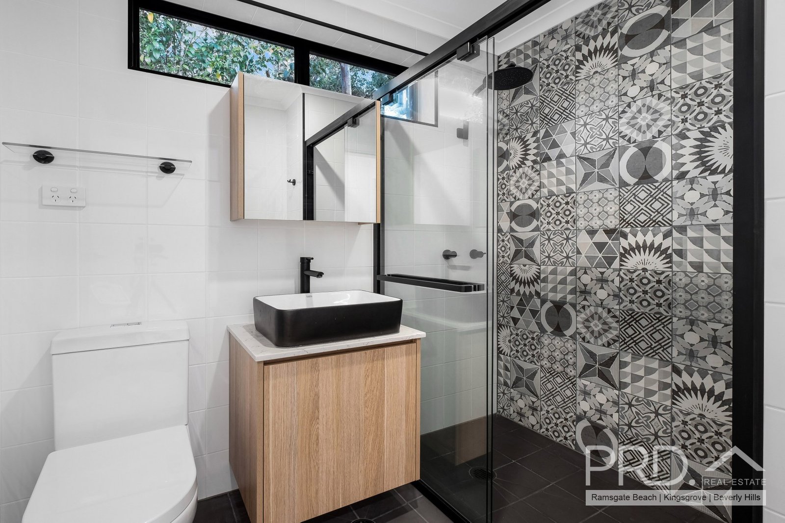 14 Argyle Place KAREELA 7