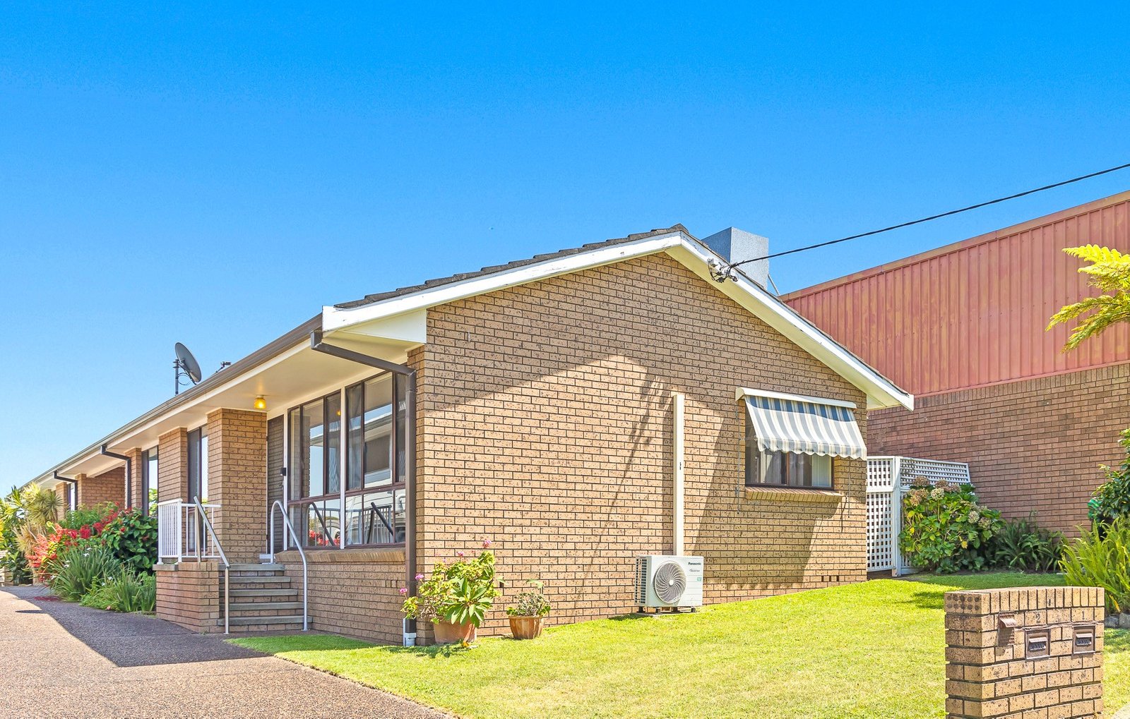 1/4 Armidale Avenue NELSON BAY 1