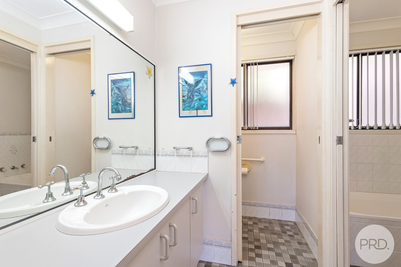 1/4 Armidale Avenue NELSON BAY 10