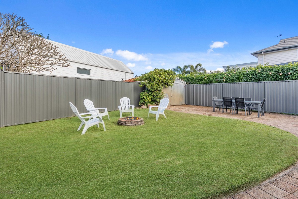 14 Aruma Avenue Burleigh Waters 3