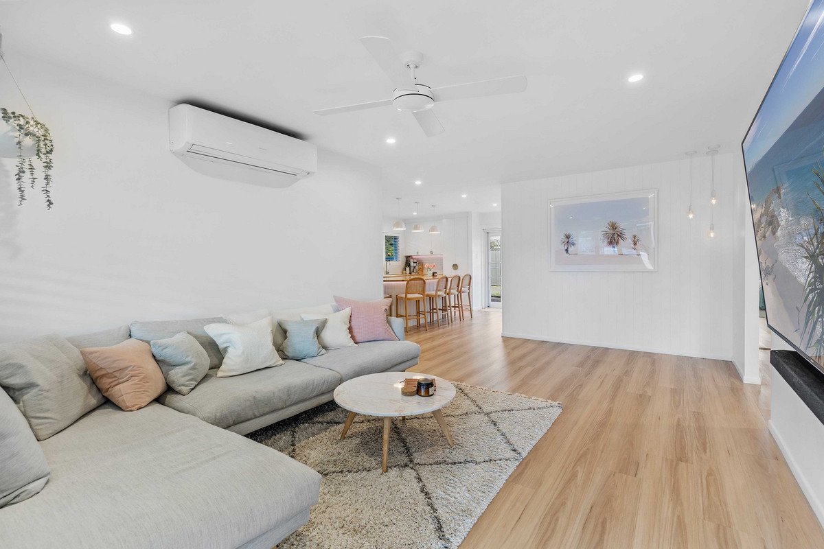 14 Aruma Avenue Burleigh Waters 5