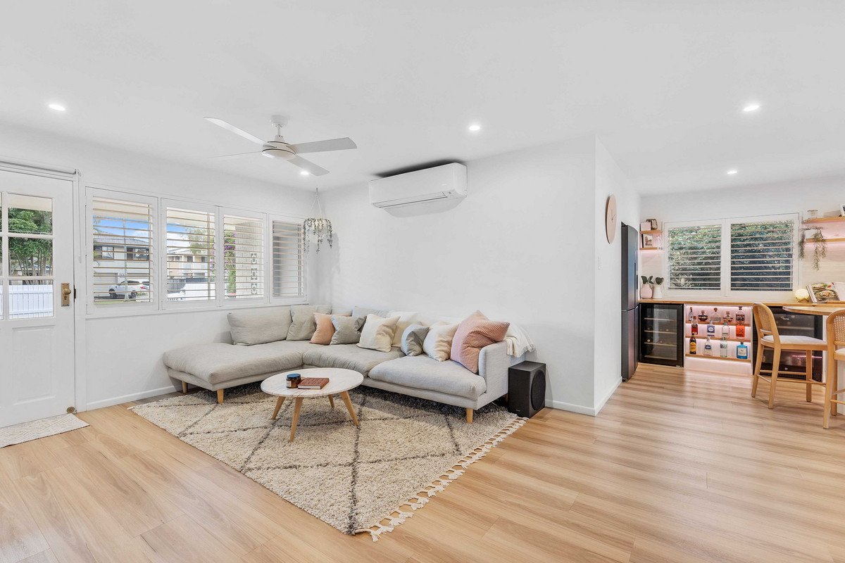 14 Aruma Avenue Burleigh Waters 6