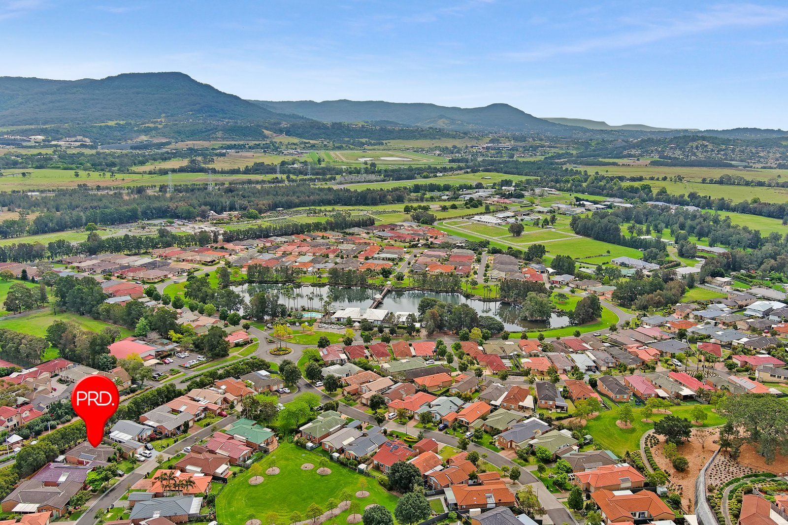 14 Ashmore Crescent KANAHOOKA 2