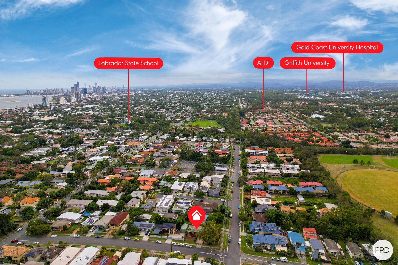 14 Ashton Street LABRADOR 15