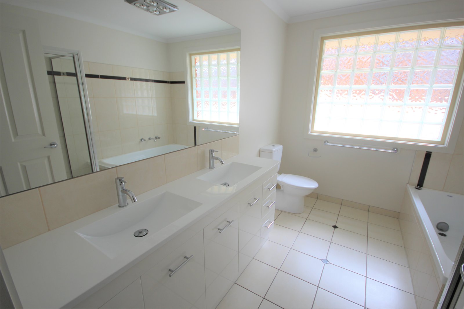 14 Ashwood Court AUSTINS FERRY 14