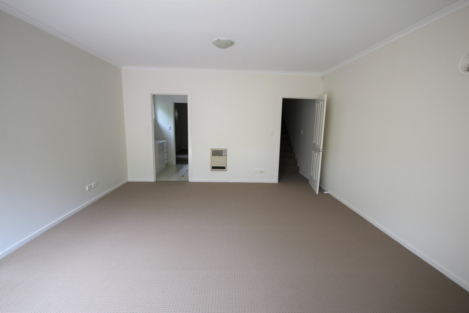 14 Ashwood Court AUSTINS FERRY 24