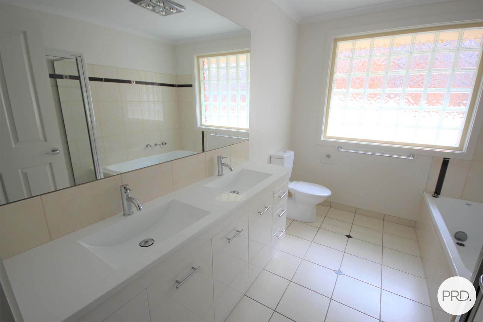 14 Ashwood Court AUSTINS FERRY 9