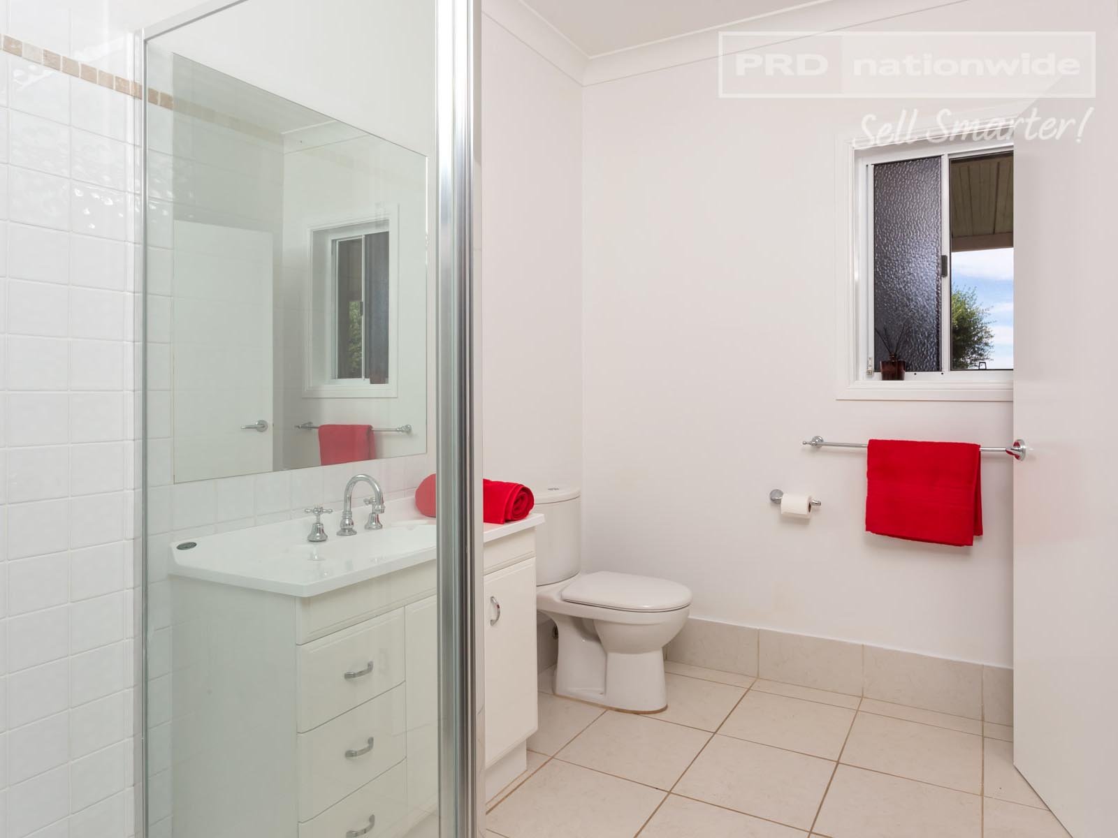 14 Atherton Crescent TATTON 15