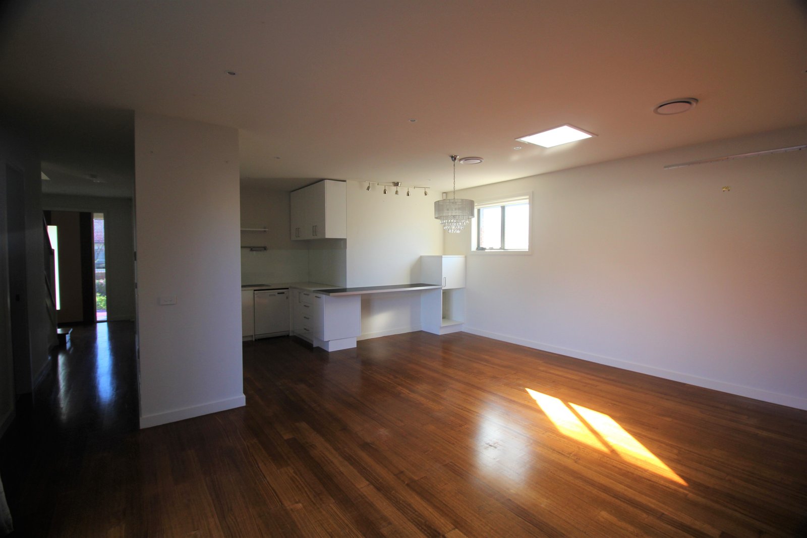 Gallery: 1/4 Avon Street