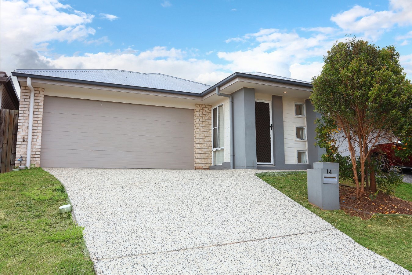 14 Avondale Drive PIMPAMA 1