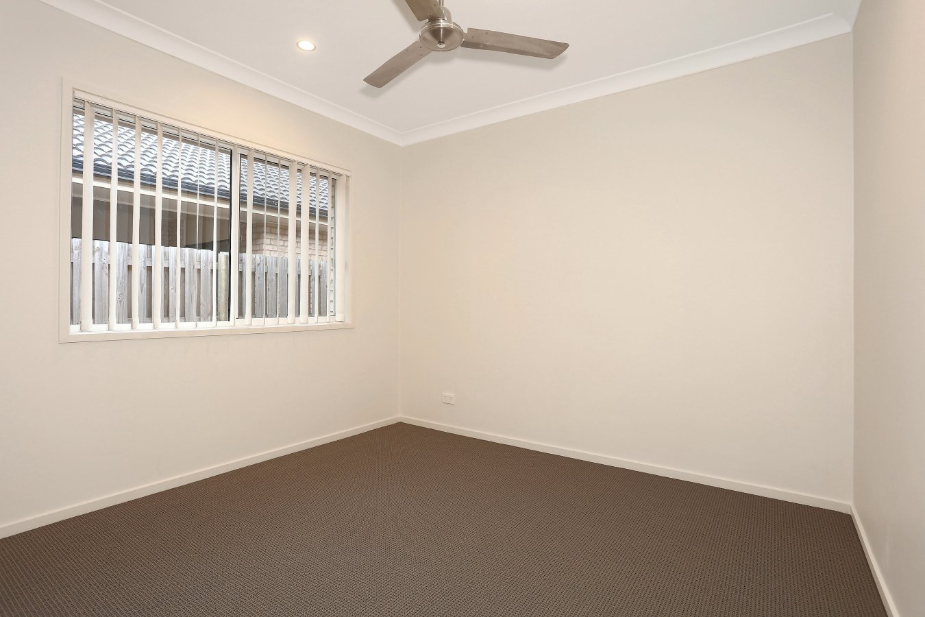 14 Avondale Drive PIMPAMA 16