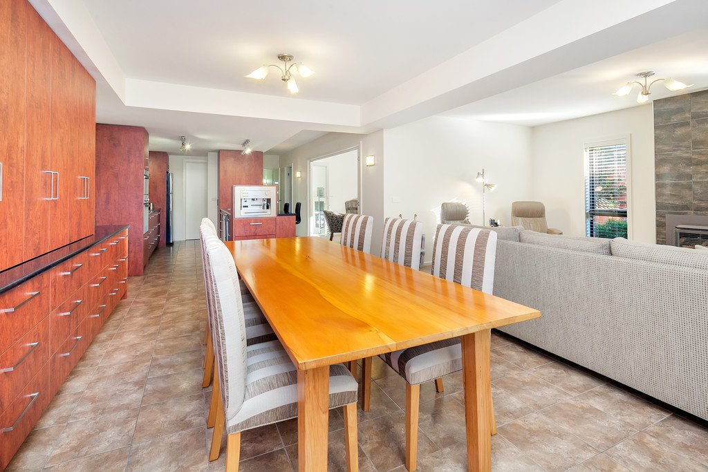 14 Ayrvale Avenue LAKE GARDENS 8