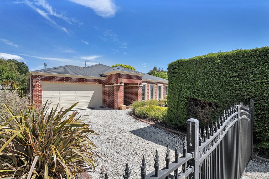 14 Bald Hills Road CRESWICK 1