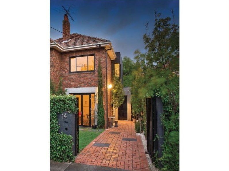 Real Estate and Property in 14 Balmerino Avenue, Toorak, VIC