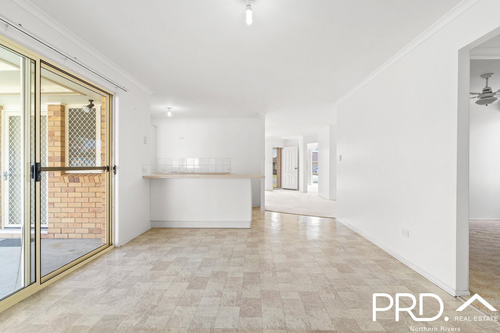 14 Banksia Street EVANS HEAD 9