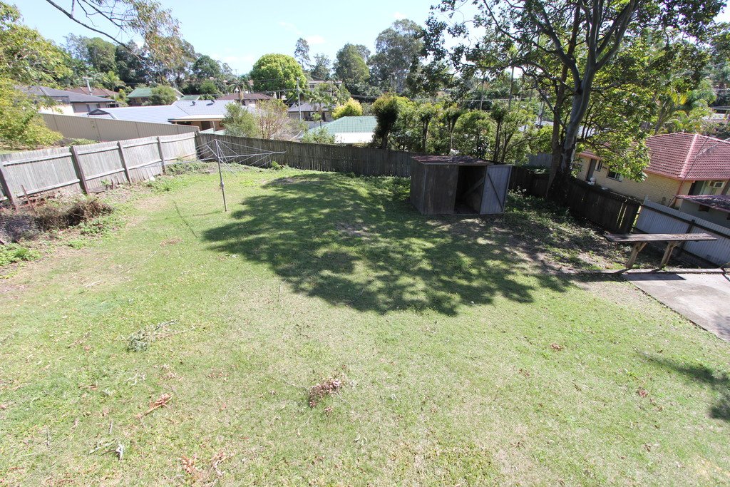 14 Bass Avenue MOLENDINAR 11