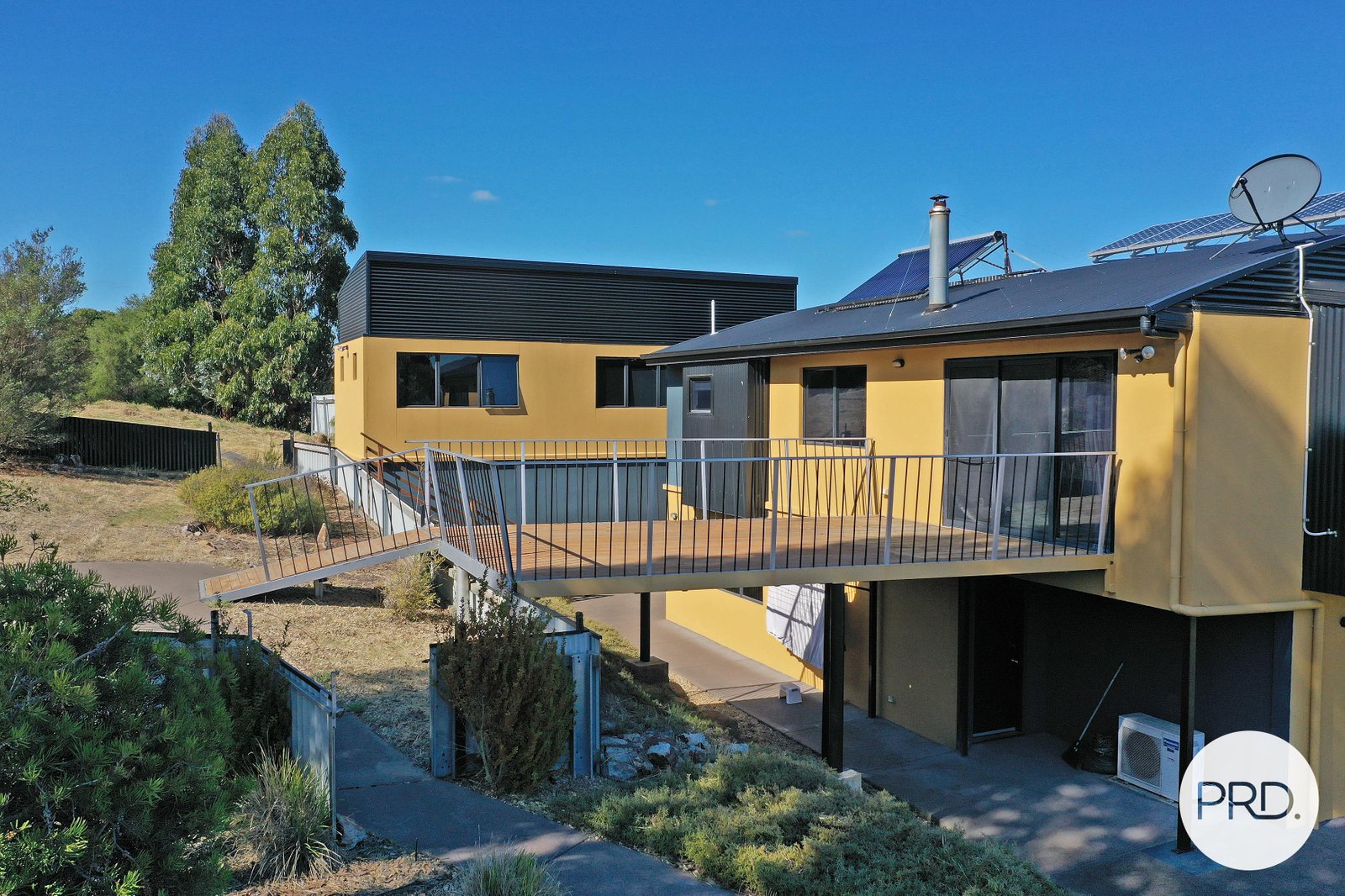 14 Bastian Street LAWITTA 6