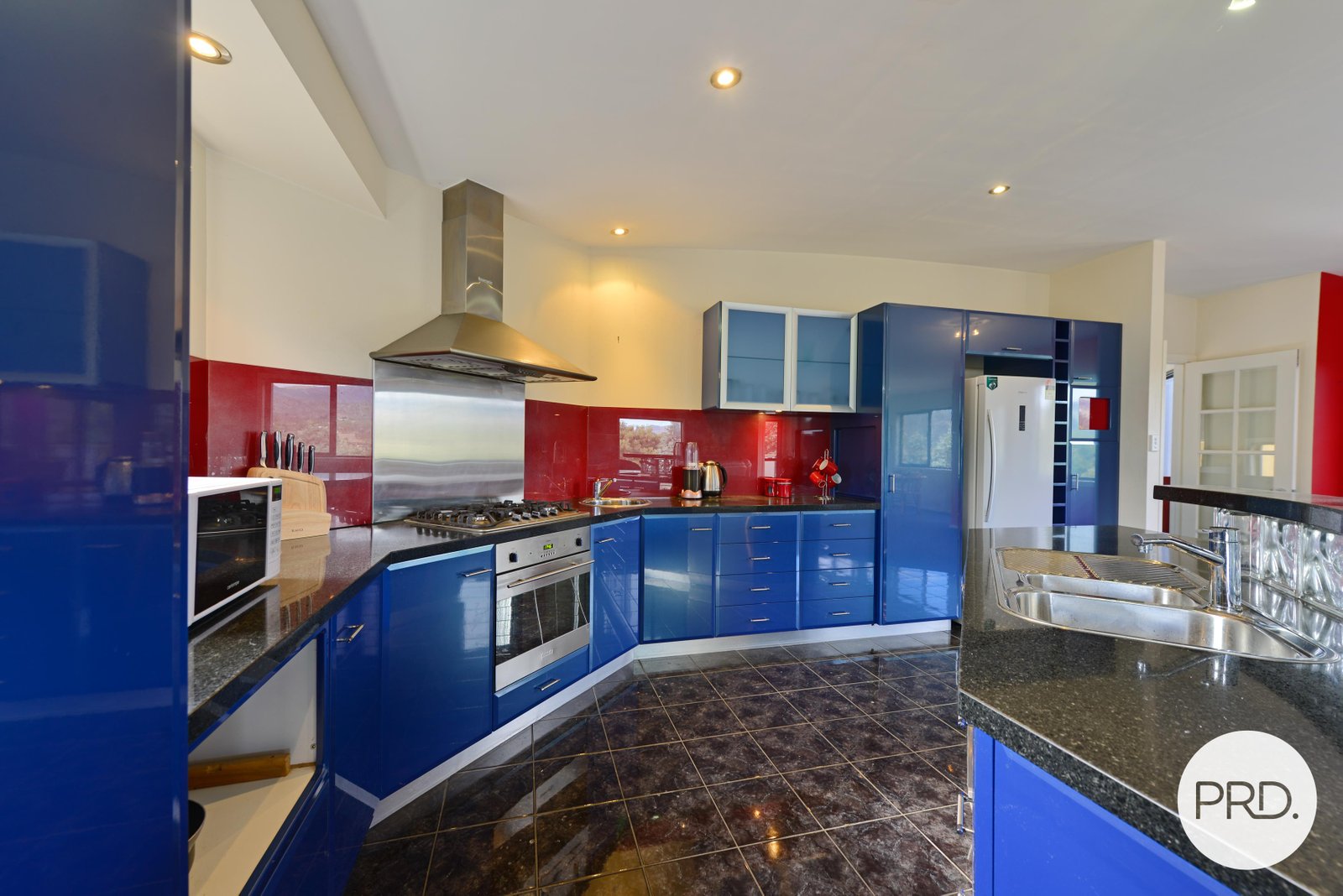 14 Bastian Street LAWITTA 17