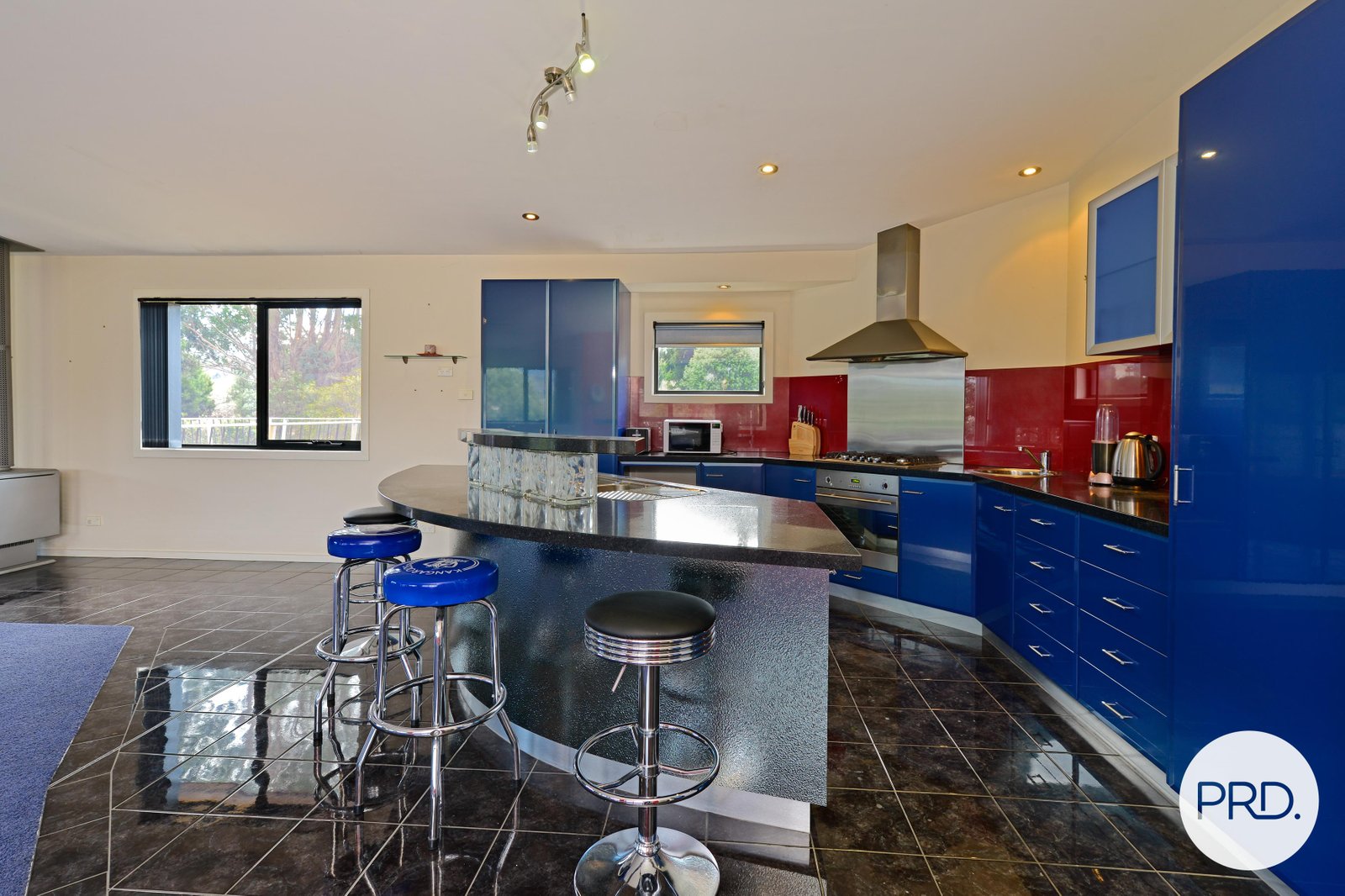 14 Bastian Street LAWITTA 19