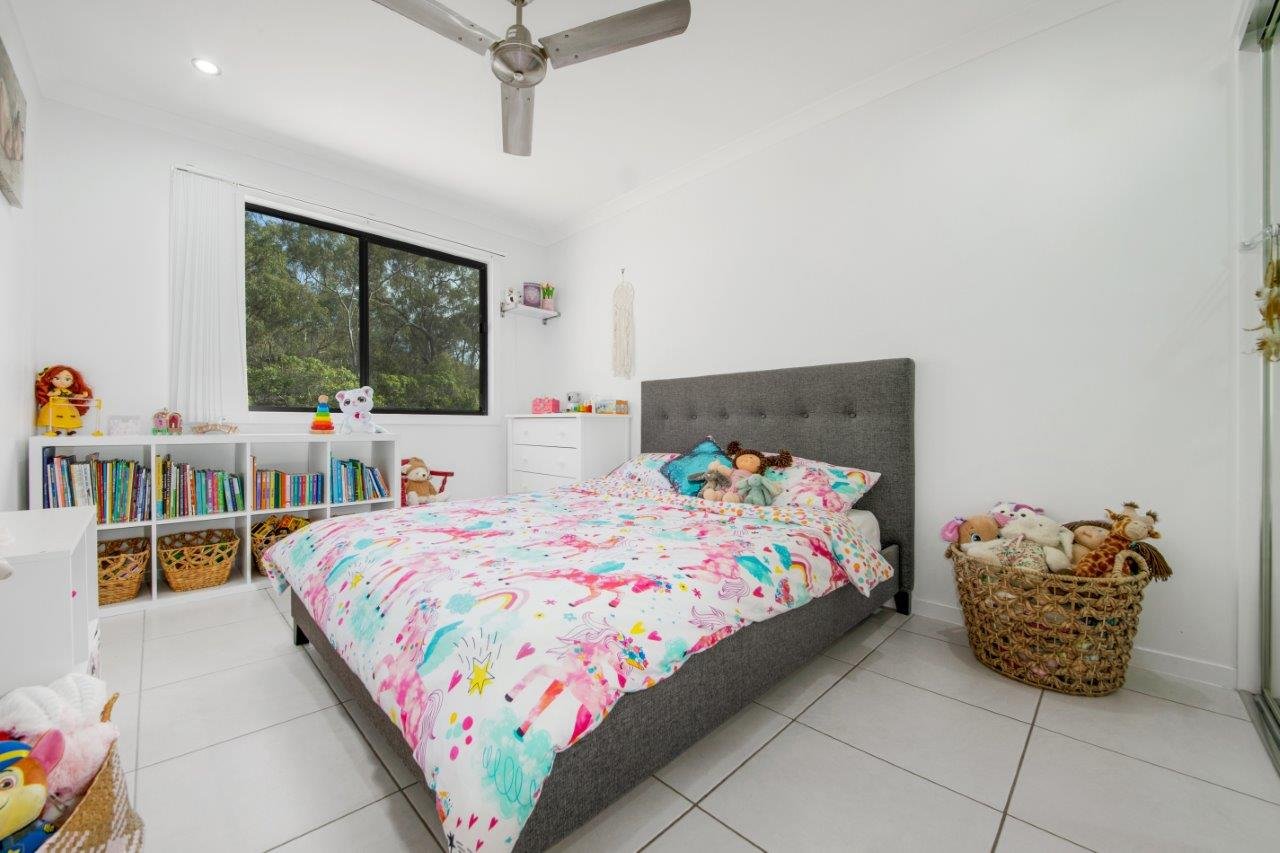 14 Bauhinia Street BOYNE ISLAND 7