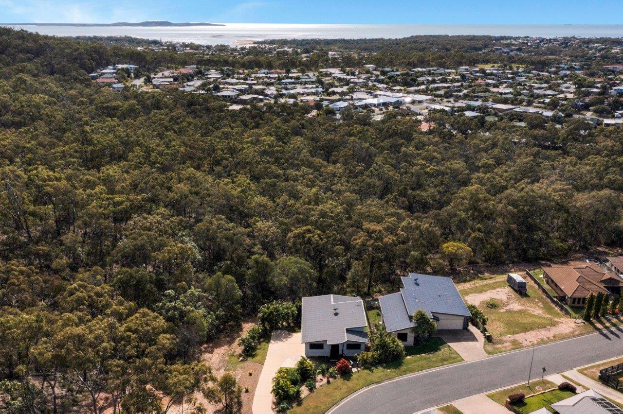 14 Bauhinia Street BOYNE ISLAND 18