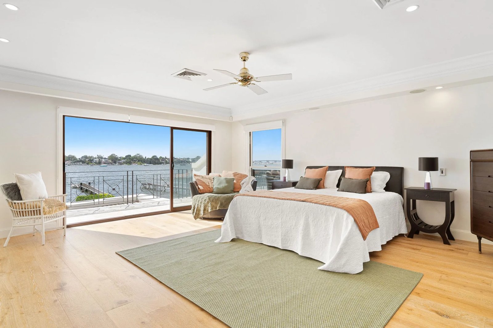 14 Beach Street BLAKEHURST 8