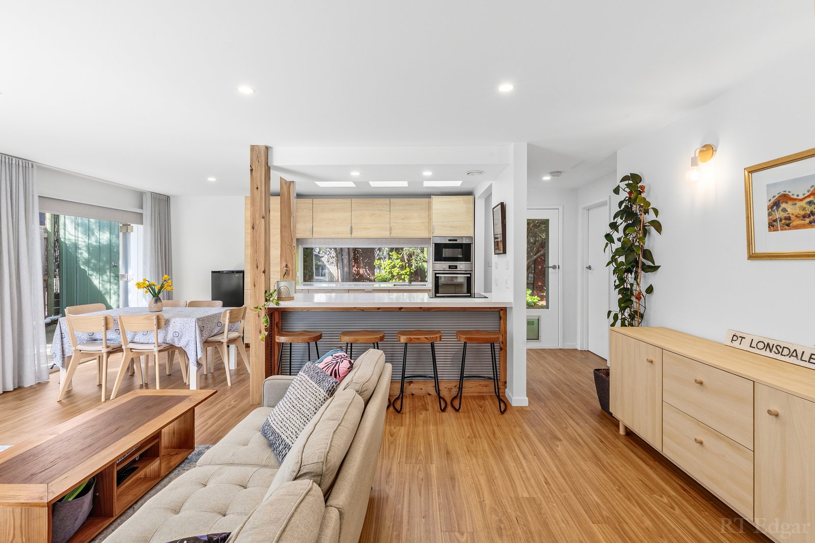 Real Estate and Property in 1/4 Beachwood Drive, Point Lonsdale, VIC