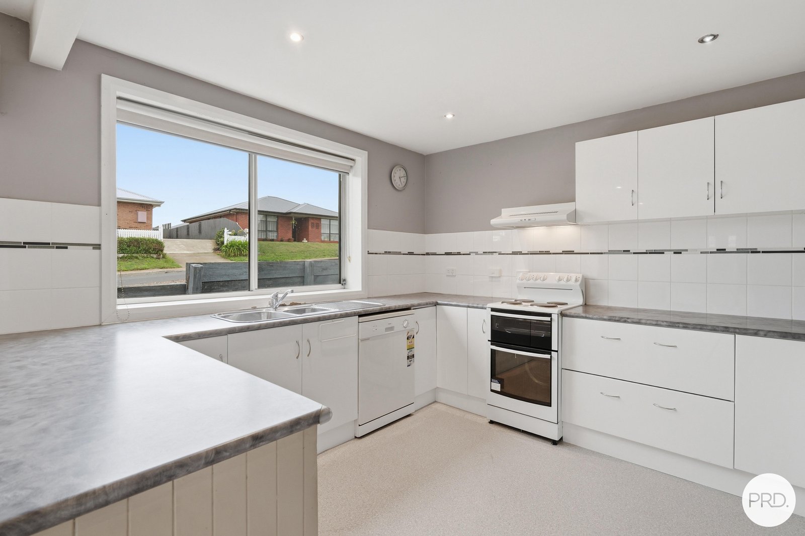 14 Beatrice Place BRIDGEWATER 10