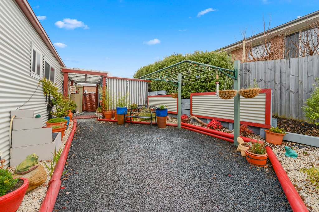 14 Beatrice Place BRIDGEWATER 17