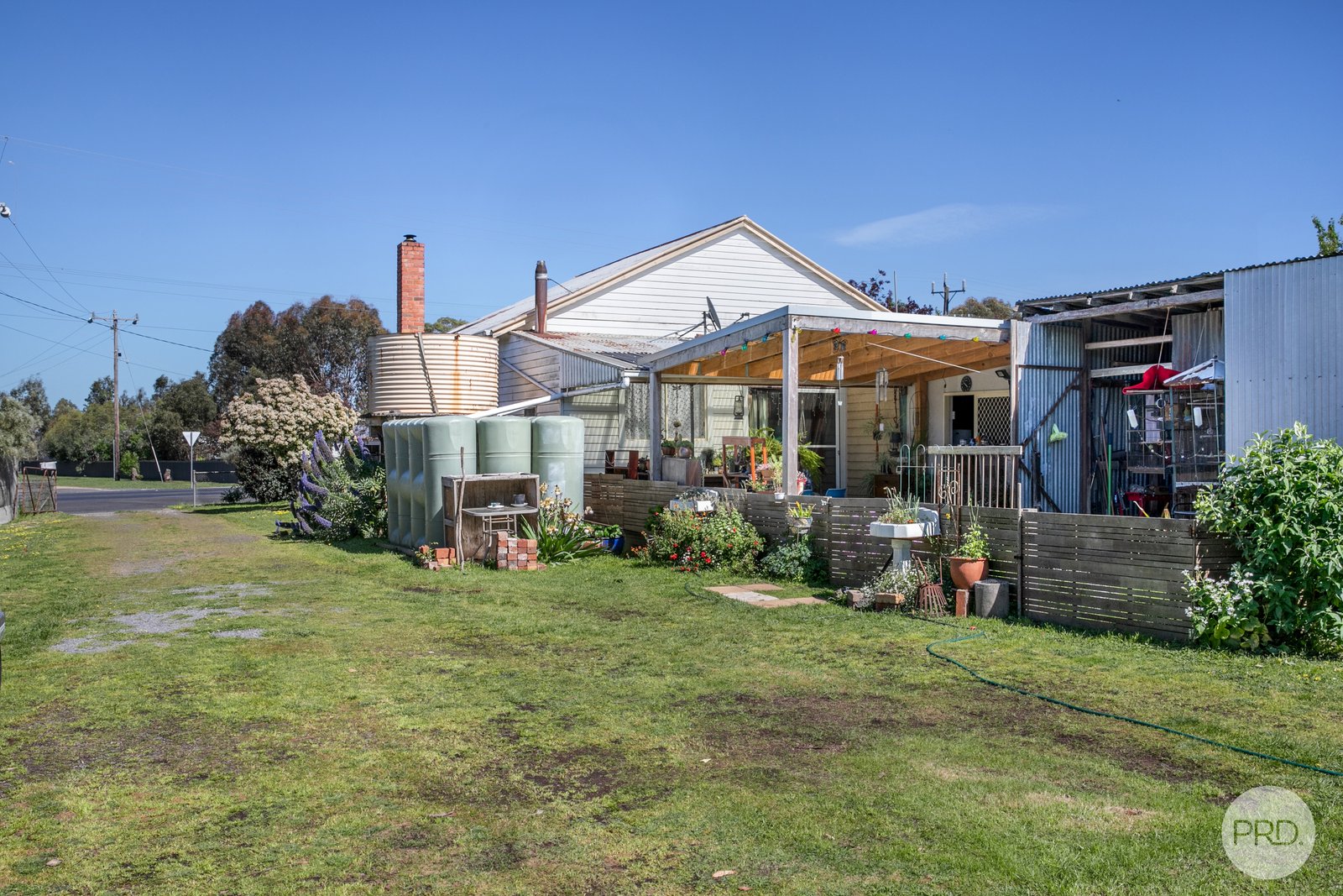 14 Beaufort Road SKIPTON 11