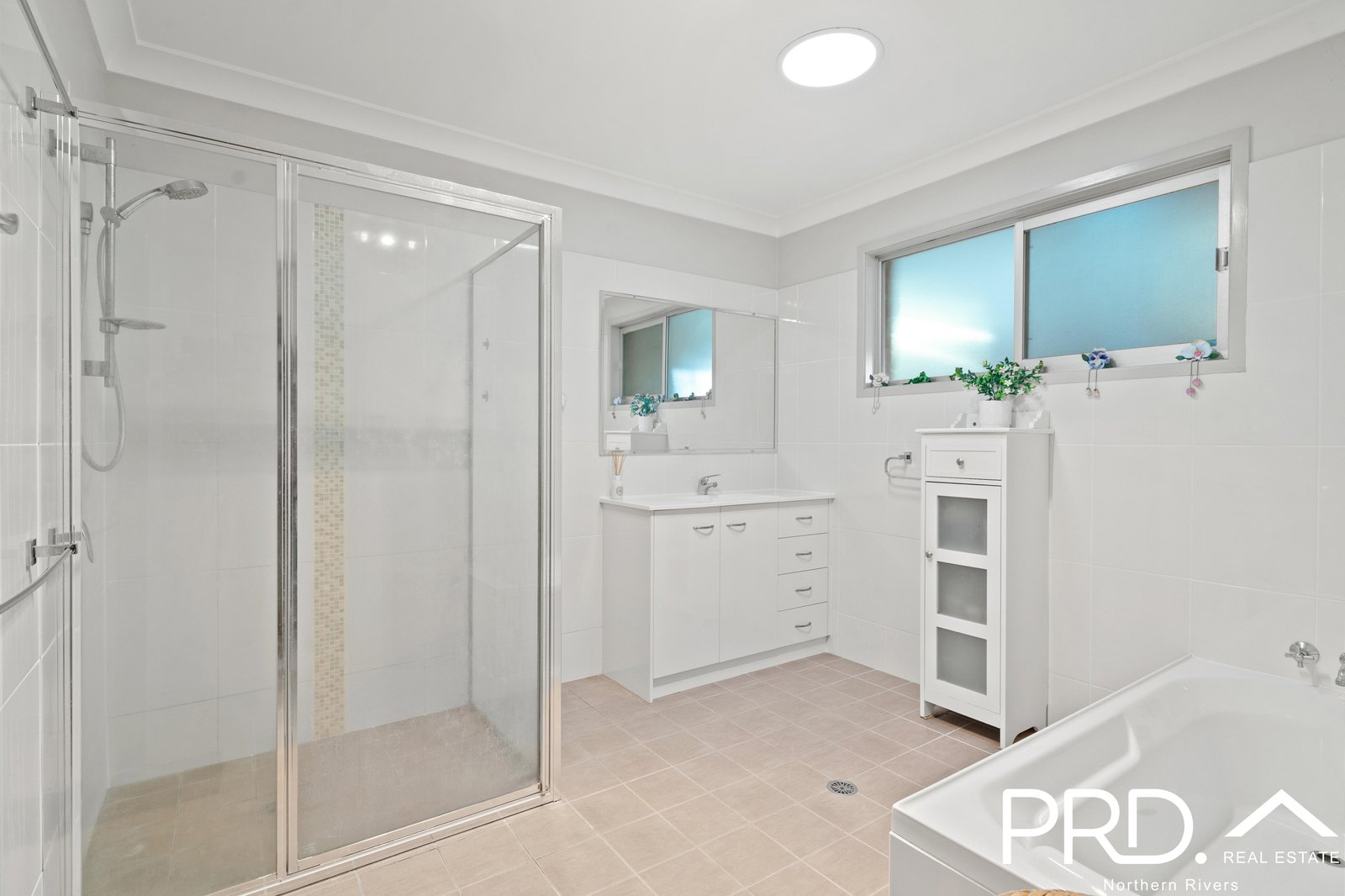 14 Beith Street CASINO 9