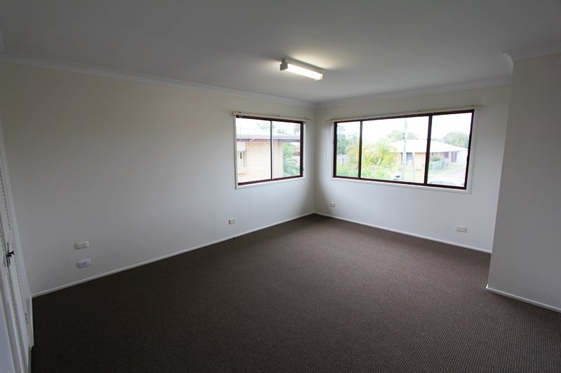 14 Beitz Avenue LABRADOR 7