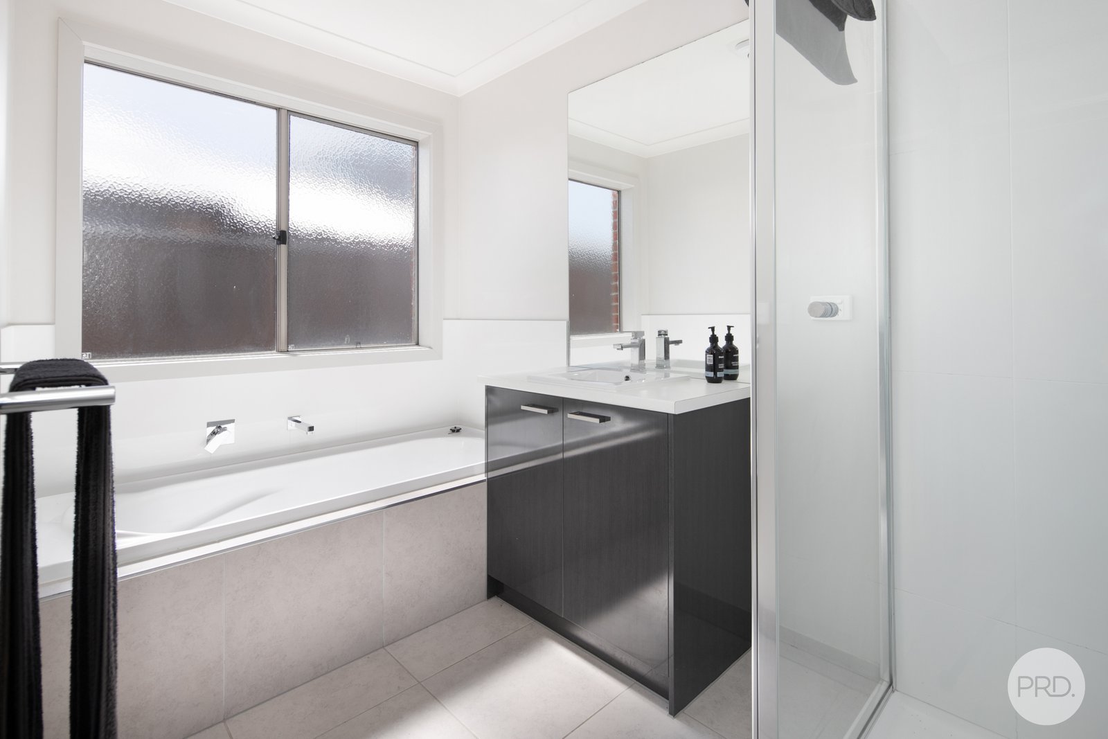 14 Bennett Street CANADIAN 12