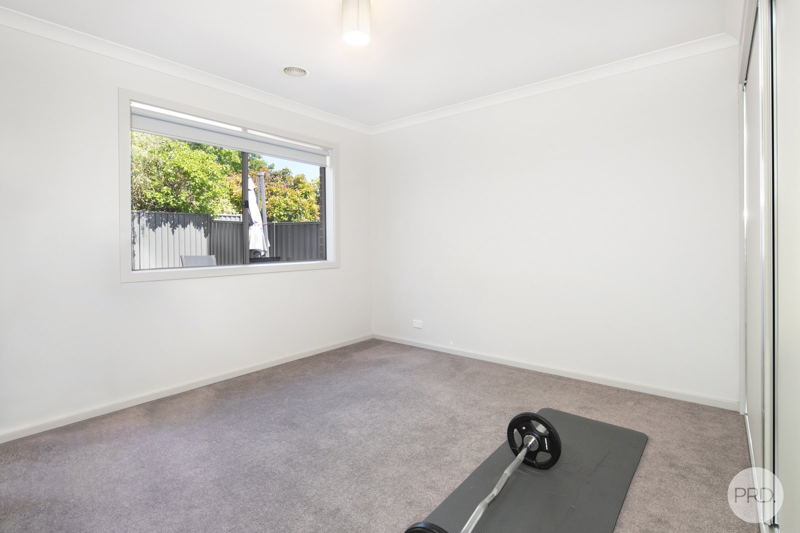 14 Bennett Street CANADIAN 13