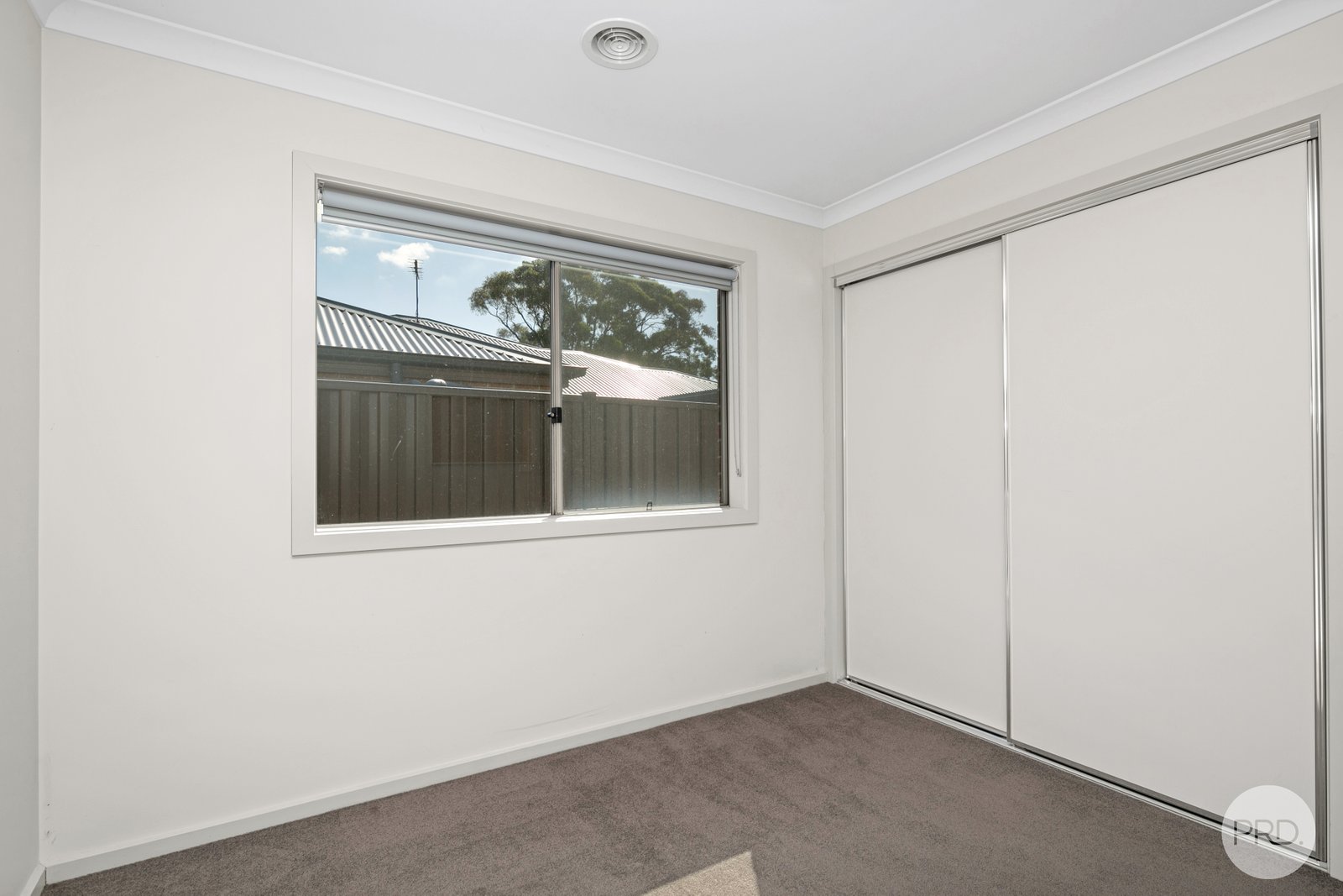 14 Bennett Street CANADIAN 8