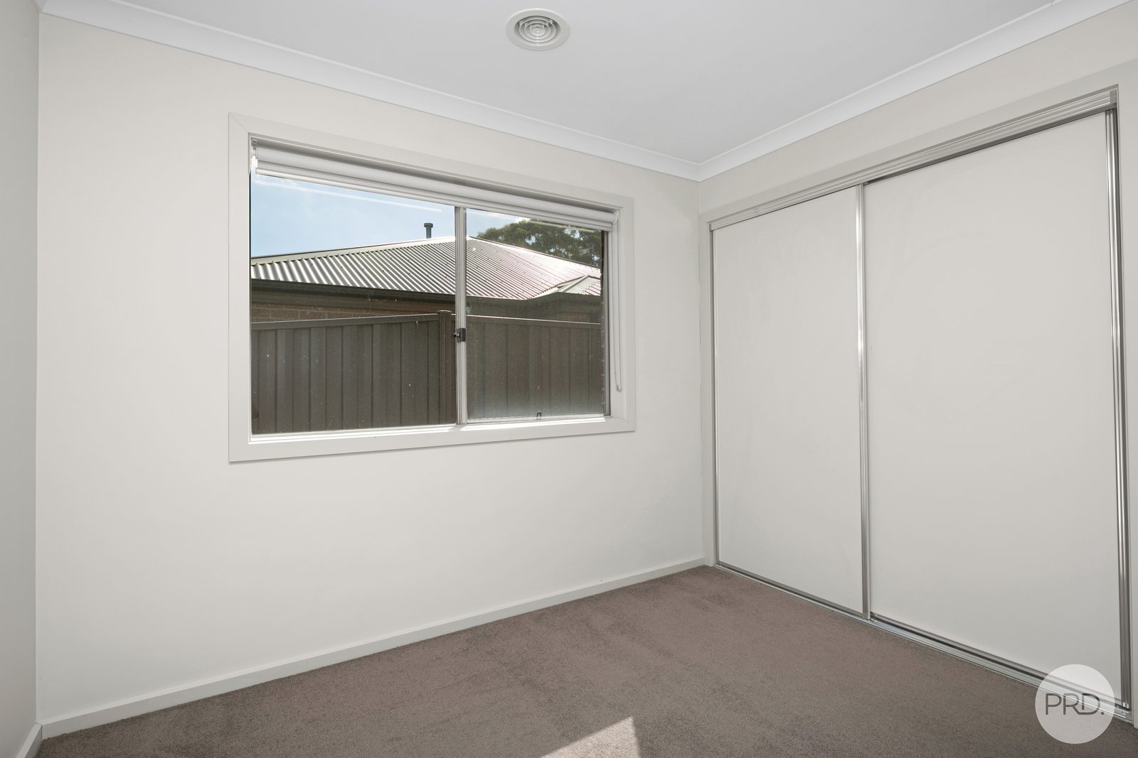 14 Bennett Street CANADIAN 9